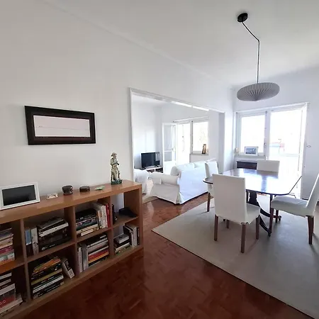 Casa Guimaraes * Oeiras